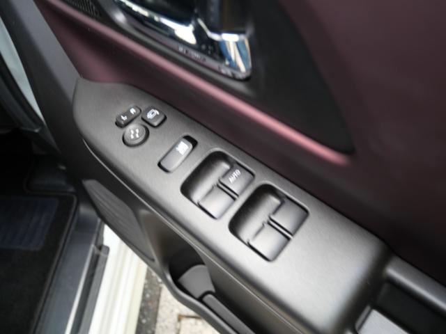 スペーシアカスタム ハイブリッドＸＳ　スマートキー　プッシュスタート　全方位モニター　フルセグ　両側電動スライドドア　シートヒーター　トラクションコントロール　ブレーキサポート　ヘッドアップディスプレイ　ステアリングヒーター（32枚目）