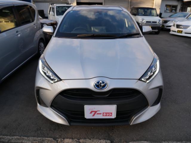 ヤリス ハイブリッドG ナビ バックモニター ETC オートエアコン ドライブレコーダー 3目ヘッドライト トラクションコントロール USBポート スマートキー プッシュスタート(3枚目)