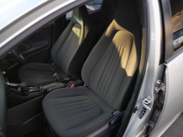 ヤリス ハイブリッドG ナビ バックモニター ETC オートエアコン ドライブレコーダー 3目ヘッドライト トラクションコントロール USBポート スマートキー プッシュスタート(17枚目)