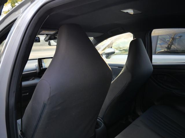 ヤリス ハイブリッドG ナビ バックモニター ETC オートエアコン ドライブレコーダー 3目ヘッドライト トラクションコントロール USBポート スマートキー プッシュスタート(18枚目)