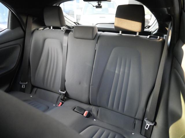 ヤリス ハイブリッドG ナビ バックモニター ETC オートエアコン ドライブレコーダー 3目ヘッドライト トラクションコントロール USBポート スマートキー プッシュスタート(19枚目)