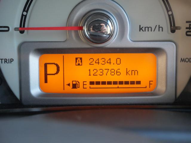 アルトラパン ＸＬ　ナビ　フルセグ　スマートキー　プッシュスタート　オートエアコン　電動格納ミラー　ベンチシート　パワーウィンドウ　パワーステアリング（25枚目）