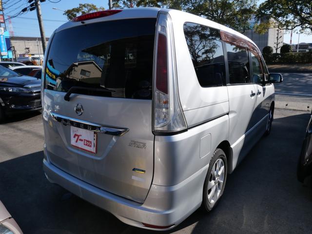 セレナ ハイウェイスター　両側電動スライドドア　ナビ　フルセグ　バックモニター　オートエアコン　インテリジェントキー　プッシュスタート　ＥＴＣ　フリップダウンモニター（5枚目）