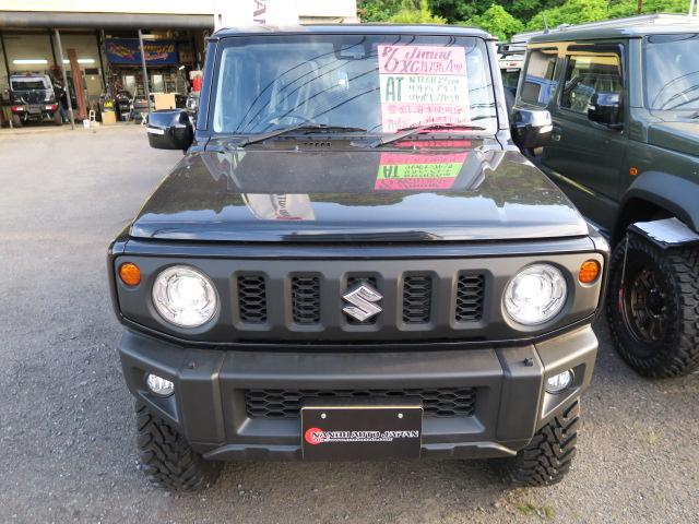 ジムニー ＸＣ　届け出済み未使用車　リフトアップ　リヤパーキングセンサー　社外１６インチアルミホイール　ＭＴタイヤ　エアコン　パワーウィンドウ（3枚目）