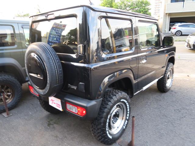 ジムニー ＸＣ　届け出済み未使用車　リフトアップ　リヤパーキングセンサー　社外１６インチアルミホイール　ＭＴタイヤ　エアコン　パワーウィンドウ（5枚目）