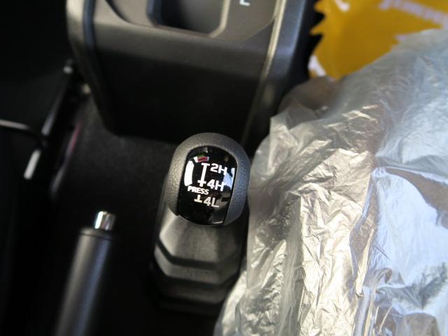 ジムニー ＸＣ　届け出済み未使用車　リフトアップ　リヤパーキングセンサー　社外１６インチアルミホイール　ＭＴタイヤ　エアコン　パワーウィンドウ（27枚目）