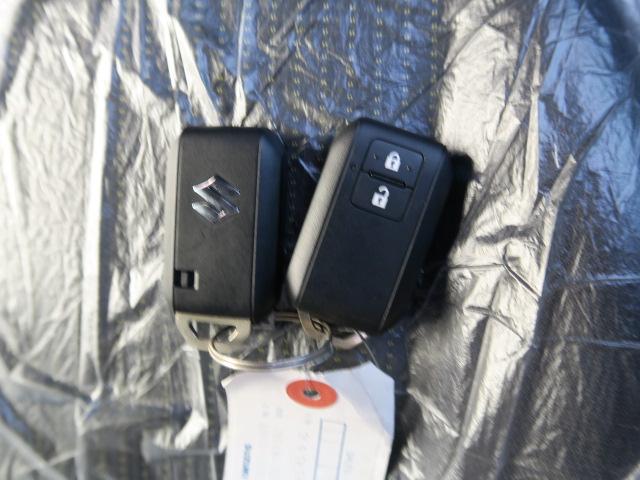 ジムニー ＸＣ　届け出済み未使用車　リフトアップ　リヤパーキングセンサー　社外１６インチアルミホイール　ＭＴタイヤ　エアコン　パワーウィンドウ（32枚目）