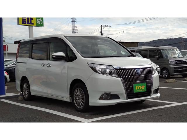 エスクァイア ハイブリッドＧｉ　ＥＴＣ　ナビ　ＴＶ　オートクルーズコントロール　両側電動スライドドア　オートライト　ＬＥＤヘッドランプ　スマートキー　電動格納ミラー　シートヒーター　後席モニター　３列シート　ウォークスルー　ＣＶＴ（13枚目）