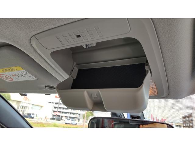 エスクァイア ハイブリッドＧｉ　ＥＴＣ　ナビ　ＴＶ　オートクルーズコントロール　両側電動スライドドア　オートライト　ＬＥＤヘッドランプ　スマートキー　電動格納ミラー　シートヒーター　後席モニター　３列シート　ウォークスルー　ＣＶＴ（30枚目）