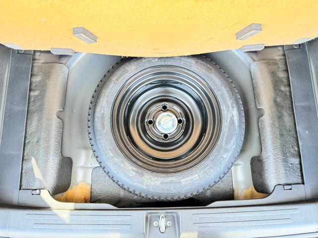 ゼストスパーク Ｗ　ナビ　ＴＶ　ＨＩＤ　スマートキー　電動格納ミラー　ベンチシート　ＡＴ　盗難防止システム　ＡＢＳ　ＣＤ　ＤＶＤ再生　アルミホイール　衝突安全ボディ　エアコン　パワーステアリング　パワーウィンドウ（35枚目）