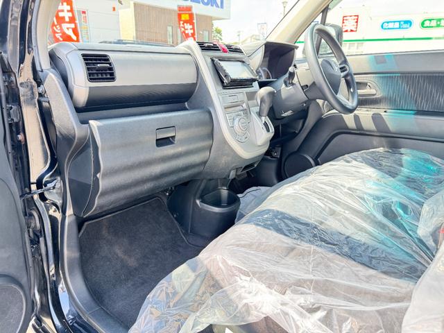 ゼストスパーク Ｗ　ナビ　ＴＶ　ＨＩＤ　スマートキー　電動格納ミラー　ベンチシート　ＡＴ　盗難防止システム　ＡＢＳ　ＣＤ　ＤＶＤ再生　アルミホイール　衝突安全ボディ　エアコン　パワーステアリング　パワーウィンドウ（60枚目）