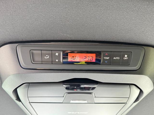 ヴォクシー ＺＳ　煌ＩＩＩ　ＥＴＣ　バックカメラ　ナビ　ＴＶ　クリアランスソナー　オートクルーズコントロール　レーンアシスト　衝突被害軽減システム　両側電動スライドドア　オートマチックハイビーム　オートライト　ＬＥＤヘッドランプ（38枚目）