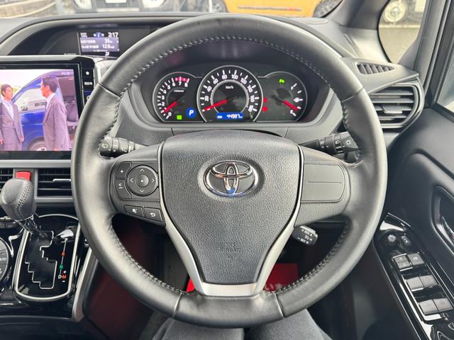 ヴォクシー ＺＳ　煌ＩＩＩ　ＥＴＣ　バックカメラ　ナビ　ＴＶ　クリアランスソナー　オートクルーズコントロール　レーンアシスト　衝突被害軽減システム　両側電動スライドドア　オートマチックハイビーム　オートライト　ＬＥＤヘッドランプ（45枚目）