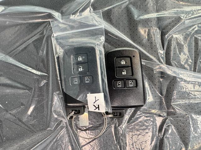 ヴォクシー ＺＳ　煌ＩＩＩ　ＥＴＣ　バックカメラ　ナビ　ＴＶ　クリアランスソナー　オートクルーズコントロール　レーンアシスト　衝突被害軽減システム　両側電動スライドドア　オートマチックハイビーム　オートライト　ＬＥＤヘッドランプ（53枚目）