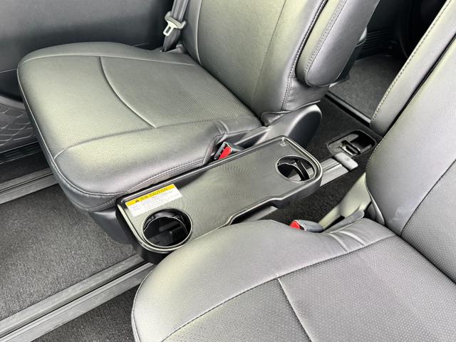 ヴォクシー ＺＳ　煌ＩＩＩ　ＥＴＣ　バックカメラ　ナビ　ＴＶ　クリアランスソナー　オートクルーズコントロール　レーンアシスト　衝突被害軽減システム　両側電動スライドドア　オートマチックハイビーム　オートライト　ＬＥＤヘッドランプ（68枚目）