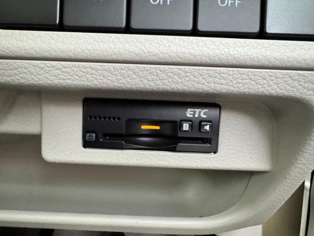 アルトラパン X ETC バックカメラ ナビ 衝突被害軽減システム オートライト HID スマートキー アイドリングストップ 電動格納ミラー シートヒーター ベンチシート CVT 盗難防止システム ABS ESC CD(48枚目)