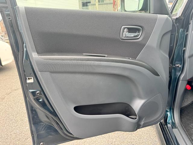 ソリオバンディット ＤＪＥ　ＥＴＣ　ナビ　ＴＶ　オートクルーズコントロール　衝突被害軽減システム　両側電動スライドドア　オートライト　ＨＩＤ　スマートキー　アイドリングストップ　電動格納ミラー　ＣＶＴ　アルミホイール　ＣＤ（38枚目）