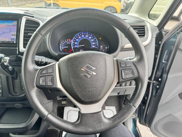 ソリオバンディット ＤＪＥ　ＥＴＣ　ナビ　ＴＶ　オートクルーズコントロール　衝突被害軽減システム　両側電動スライドドア　オートライト　ＨＩＤ　スマートキー　アイドリングストップ　電動格納ミラー　ＣＶＴ　アルミホイール　ＣＤ（79枚目）