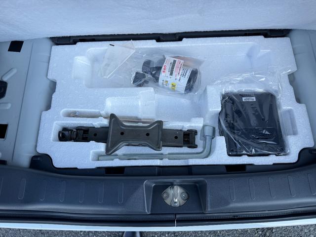 スペーシアカスタム ＧＳ　ＥＴＣ　バックカメラ　両側スライド・片側電動　ナビ　ＴＶ　レーンアシスト　衝突被害軽減システム　オートライト　ＨＩＤ　スマートキー　アイドリングストップ　電動格納ミラー　シートヒーター　ベンチシート（64枚目）