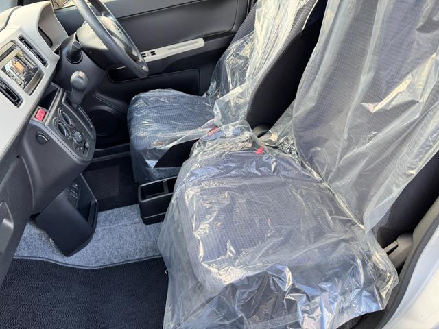 アルト S クリアランスソナー レーンアシスト 衝突被害軽減システム アイドリングストップ 電動格納ミラー シートヒーター CVT 盗難防止システム ABS ESC CD ミュージックプレイヤー接続可(39枚目)