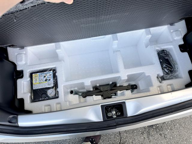 アルト S クリアランスソナー レーンアシスト 衝突被害軽減システム アイドリングストップ 電動格納ミラー シートヒーター CVT 盗難防止システム ABS ESC CD ミュージックプレイヤー接続可(45枚目)