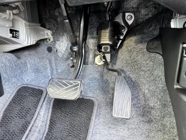 アルト S クリアランスソナー レーンアシスト 衝突被害軽減システム アイドリングストップ 電動格納ミラー シートヒーター CVT 盗難防止システム ABS ESC CD ミュージックプレイヤー接続可(65枚目)