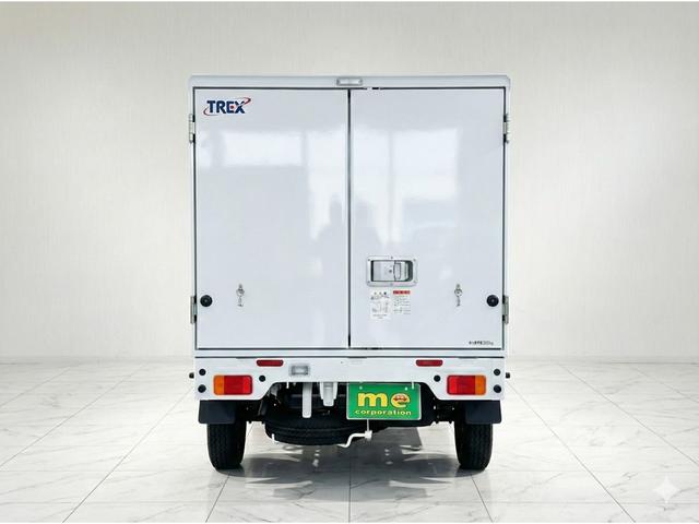 キャリイトラック 　ＡＴ　クリアランスソナー　オートライト　ＥＳＣ　エアコン　パワーステアリング　パワーウィンドウ　運転席エアバッグ　助手席エアバッグ　記録簿（26枚目）