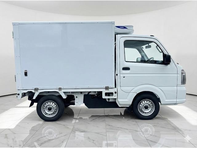 キャリイトラック 　ＡＴ　クリアランスソナー　オートライト　ＥＳＣ　エアコン　パワーステアリング　パワーウィンドウ　運転席エアバッグ　助手席エアバッグ　記録簿（28枚目）