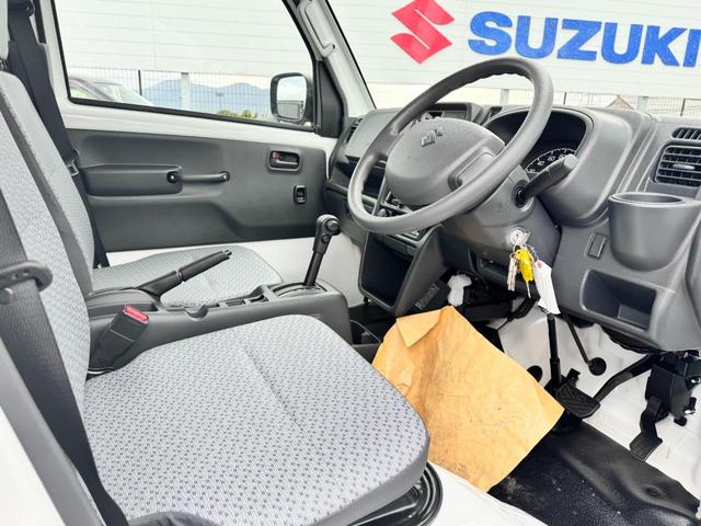 キャリイトラック 　ＡＴ　クリアランスソナー　オートライト　ＥＳＣ　エアコン　パワーステアリング　パワーウィンドウ　運転席エアバッグ　助手席エアバッグ　記録簿（32枚目）