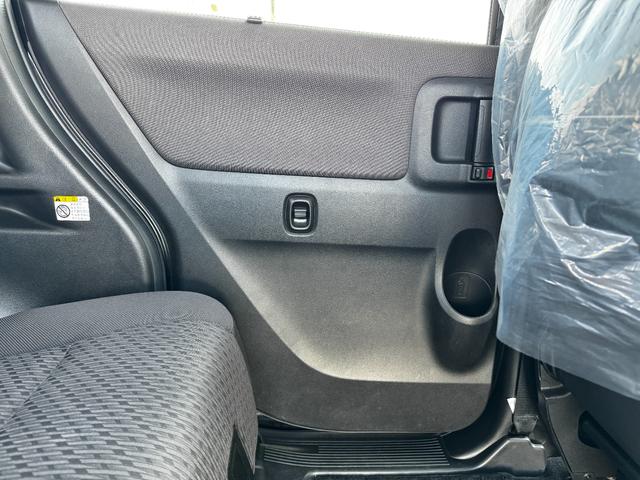 ソリオ ハイブリッドＭＸ　全周囲カメラ　ナビ　ＴＶ　両側スライド・片側電動　オートクルーズコントロール　レーンアシスト　衝突被害軽減システム　アルミホイール　スマートキー　アイドリングストップ　電動格納ミラー　シートヒーター（44枚目）