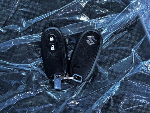 ハスラー Ｇ　衝突被害軽減システム　スマートキー　アイドリングストップ　電動格納ミラー　シートヒーター　ベンチシート　ＣＶＴ　盗難防止システム　ＡＢＳ　ＥＳＣ　ＣＤ　衝突安全ボディ　エアコン　パワーステアリング（57枚目）