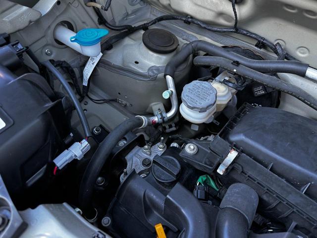 ハスラー Ｇ　衝突被害軽減システム　スマートキー　アイドリングストップ　電動格納ミラー　シートヒーター　ベンチシート　ＣＶＴ　盗難防止システム　ＡＢＳ　ＥＳＣ　ＣＤ　衝突安全ボディ　エアコン　パワーステアリング（63枚目）