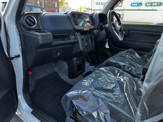 アルト ハイブリッドＳ　ＥＴＣ　バックカメラ　クリアランスソナー　レーンアシスト　衝突被害軽減システム　オートライト　ＬＥＤヘッドランプ　キーレスエントリー　アイドリングストップ　電動格納ミラー　シートヒーター　ＣＶＴ（33枚目）