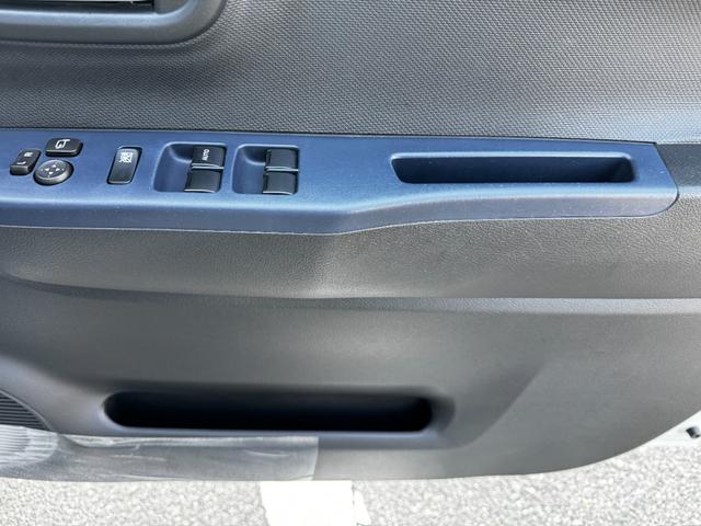 アルト ハイブリッドＳ　ＥＴＣ　バックカメラ　クリアランスソナー　レーンアシスト　衝突被害軽減システム　オートライト　ＬＥＤヘッドランプ　キーレスエントリー　アイドリングストップ　電動格納ミラー　シートヒーター　ＣＶＴ（35枚目）