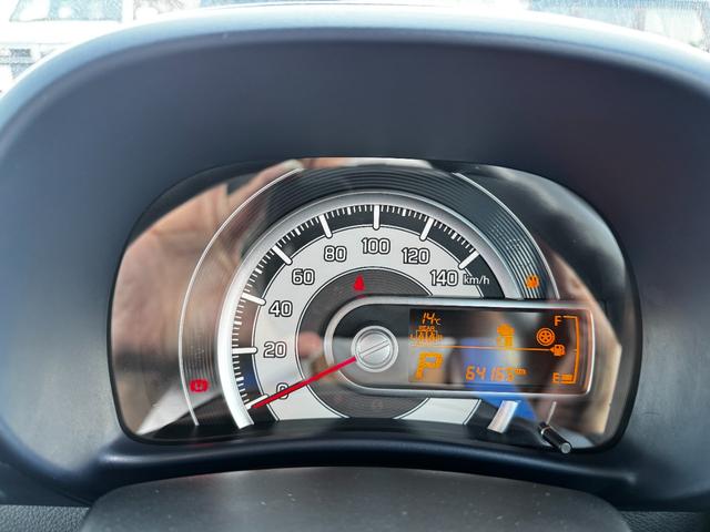 アルト ハイブリッドＳ　ＥＴＣ　バックカメラ　クリアランスソナー　レーンアシスト　衝突被害軽減システム　オートライト　ＬＥＤヘッドランプ　キーレスエントリー　アイドリングストップ　電動格納ミラー　シートヒーター　ＣＶＴ（63枚目）