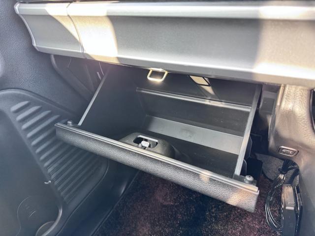 スペーシアカスタム ハイブリッドＸＳターボ　ドライブレコーダー　ＥＴＣ　バックカメラ　サイドカメラ　両側電動スライドドア　ナビ　ＴＶ　クリアランスソナー　オートクルーズコントロール　レーンアシスト　衝突被害軽減システム　ＬＥＤヘッドランプ（31枚目）