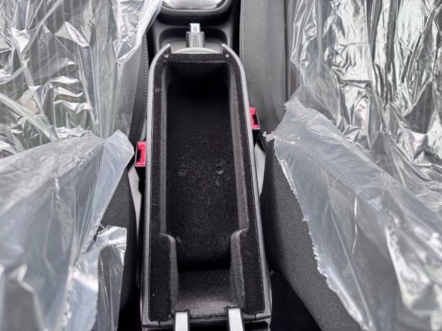 ポロ ＴＳＩハイライン　ナビ　ＴＶ　クリアランスソナー　アルミホイール　キーレスエントリー　ＡＴ　盗難防止システム　記録簿　ＡＢＳ　ＥＳＣ　ＣＤ　ＤＶＤ再生　ＵＳＢ　ミュージックプレイヤー接続可　Ｂｌｕｅｔｏｏｔｈ　エアコン（33枚目）