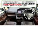 エスクァイア ハイブリッドＧｉ　ＥＴＣ　ナビ　ＴＶ　オートクルーズコントロール　両側電動スライドドア　オートライト　ＬＥＤヘッドランプ　スマートキー　電動格納ミラー　シートヒーター　後席モニター　３列シート　ウォークスルー　ＣＶＴ（3枚目）