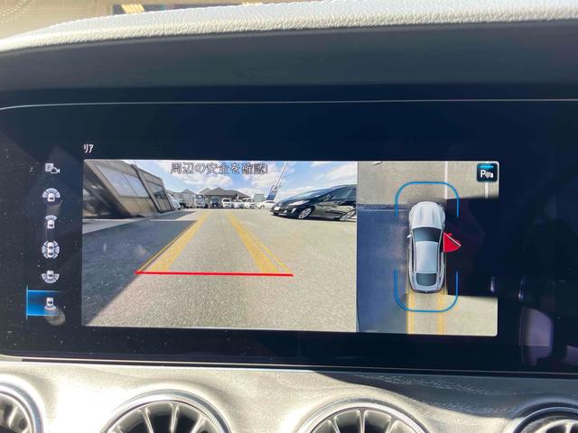 �֗��ȃo�b�N�r���[�J�����𑕔����A�X�e�A�����O�Ǌp�ɍ��킹���K�C�h���C���\���������Ȃ��܂��B���Ԃ����ȕ��ł����S���Ă��������鑕���ł��B