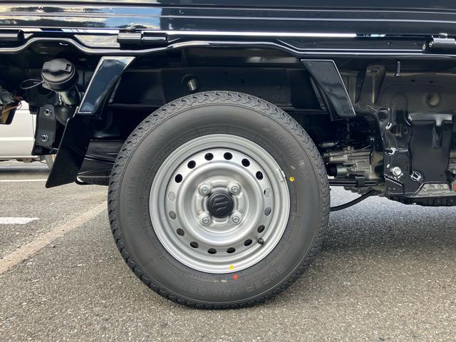 スーパーキャリイ Ｘ　４ＷＤ　キーレスエントリー　衝突被害軽減システム　アイドリングストップ　盗難防止システム　レーンアシスト　オートライト　　未使用車（7枚目）