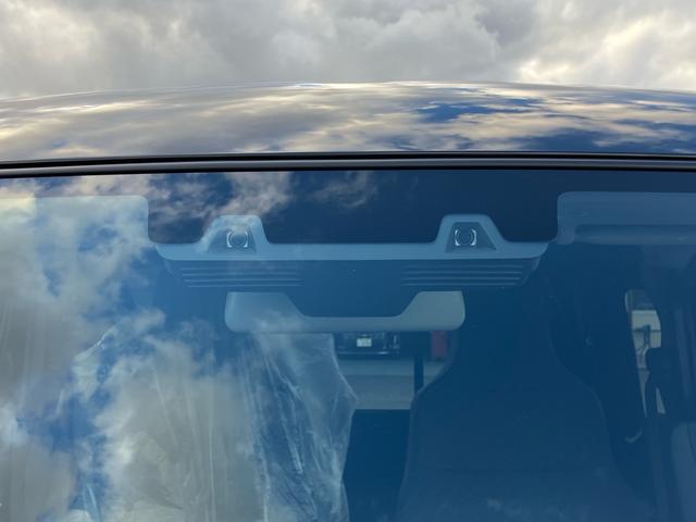 スーパーキャリイ Ｘ　４ＷＤ　キーレスエントリー　衝突被害軽減システム　アイドリングストップ　盗難防止システム　レーンアシスト　オートライト　　未使用車（10枚目）