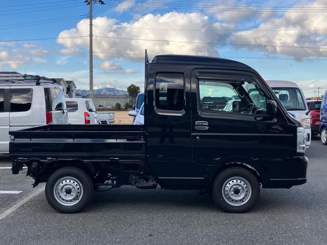 スーパーキャリイ Ｘ　４ＷＤ　キーレスエントリー　衝突被害軽減システム　アイドリングストップ　盗難防止システム　レーンアシスト　オートライト　　未使用車（11枚目）