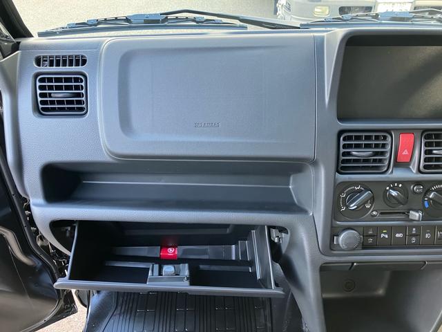 スーパーキャリイ Ｘ　４ＷＤ　キーレスエントリー　衝突被害軽減システム　アイドリングストップ　盗難防止システム　レーンアシスト　オートライト　　未使用車（26枚目）