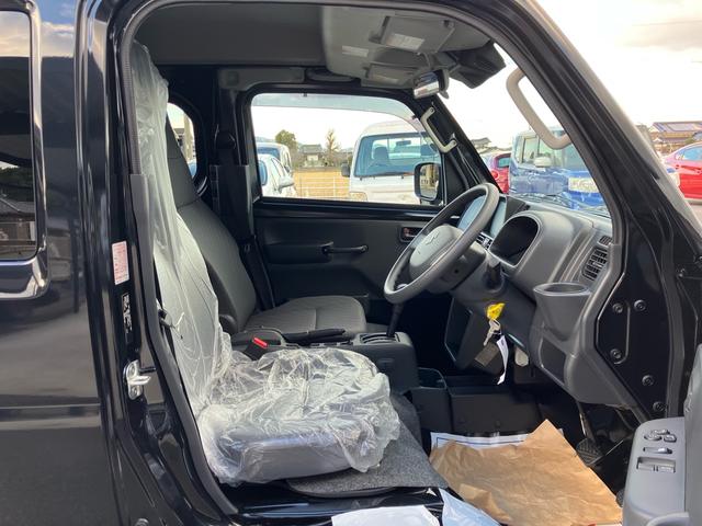スーパーキャリイ Ｘ　４ＷＤ　キーレスエントリー　衝突被害軽減システム　アイドリングストップ　盗難防止システム　レーンアシスト　オートライト　　未使用車（27枚目）