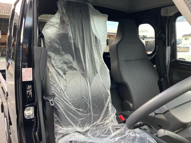 スーパーキャリイ Ｘ　４ＷＤ　キーレスエントリー　衝突被害軽減システム　アイドリングストップ　盗難防止システム　レーンアシスト　オートライト　　未使用車（29枚目）