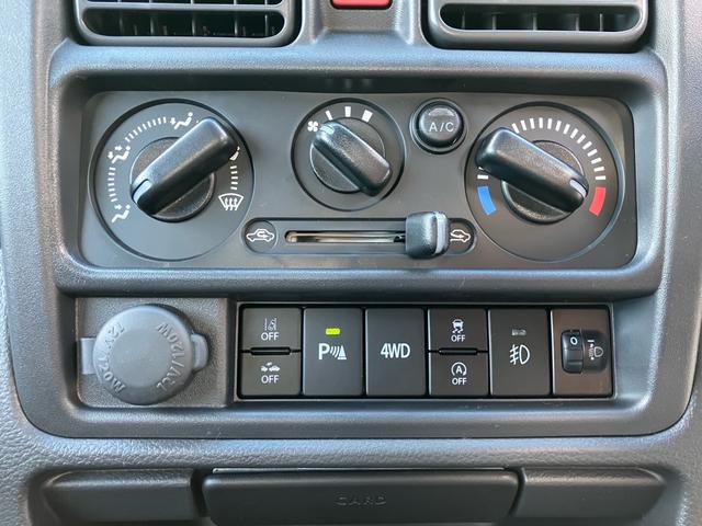 スーパーキャリイ Ｘ　４ＷＤ　キーレスエントリー　衝突被害軽減システム　アイドリングストップ　盗難防止システム　レーンアシスト　オートライト　　未使用車（31枚目）