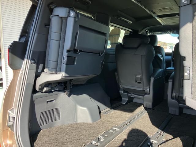 アルファード Ｚ　両側電動スライドドア　ユニバーサルステップ　左右独立ムーンルーフ　ヘッドアップディスプレイ　ＪＢＬサウンド　ナビ　フルセグテレビ　後席モニター（22枚目）