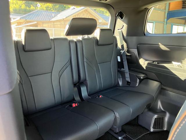 アルファード Ｚ　両側電動スライドドア　ユニバーサルステップ　左右独立ムーンルーフ　ヘッドアップディスプレイ　ＪＢＬサウンド　ナビ　フルセグテレビ　後席モニター（24枚目）