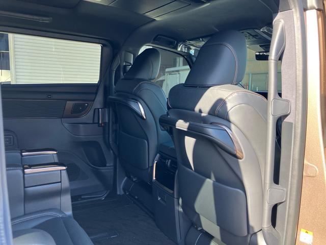 アルファード Ｚ　両側電動スライドドア　ユニバーサルステップ　左右独立ムーンルーフ　ヘッドアップディスプレイ　ＪＢＬサウンド　ナビ　フルセグテレビ　後席モニター（30枚目）