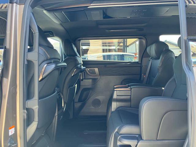 アルファード Ｚ　両側電動スライドドア　ユニバーサルステップ　左右独立ムーンルーフ　ヘッドアップディスプレイ　ＪＢＬサウンド　ナビ　フルセグテレビ　後席モニター（32枚目）